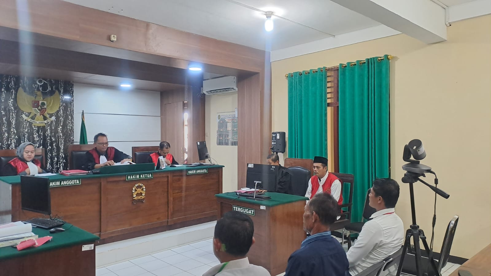 Sidang Pembunuhan Sekdes Tuban, Ayah Korban Ungkap Percobaan Pembunuhan Terdahulu