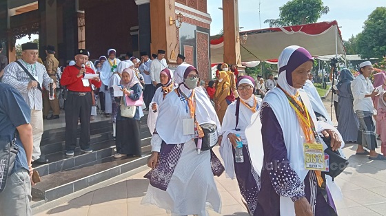 1.150 CJH Asal Tuban Bertolak ke Embarkasi Surabaya