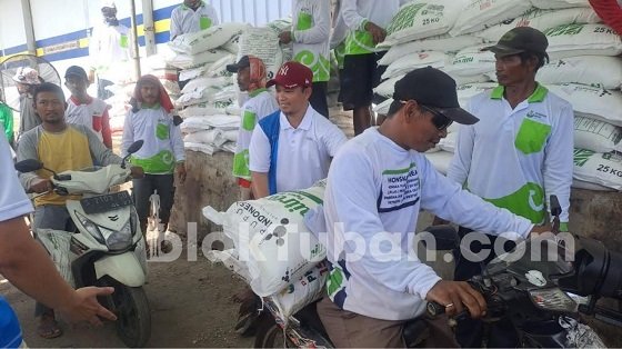 Berkah Musim Tanam, Petani Tuban Dapat Diskon Pupuk Non Subsidi