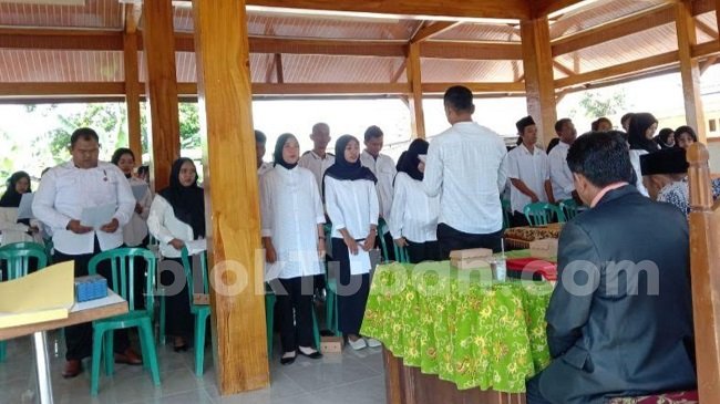 Pelantikan Anggota KPPS di Tuban Serentak Berbarengan Tanam Pohon