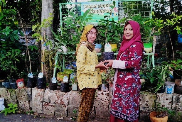 Penguatan Kearifan Lokal “Kebun Pengantin Samawa” Guna Menjaga Kelestarian Alam Desa Purworejo Tuban