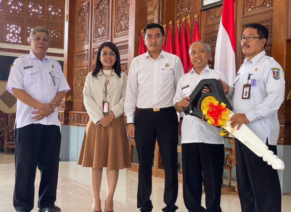 Lunas PBB-P2 Tercepat, BPKPAD Tuban Hadiahi 3 Kecamatan Kendaraan Dinas