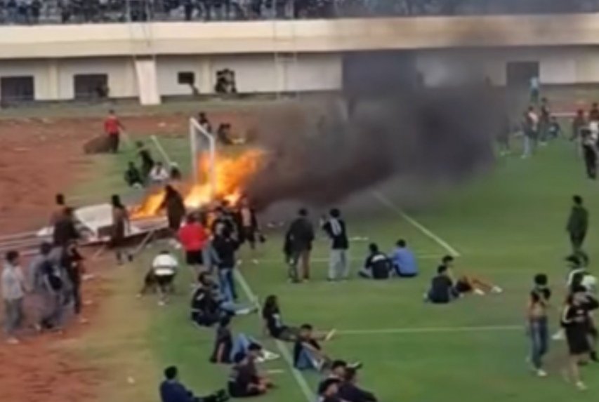 Persela Ajukan Banding Usai Suporter Rusuh di Tuban, Akankah Sanksi Berat PSSI Dikurangi?
