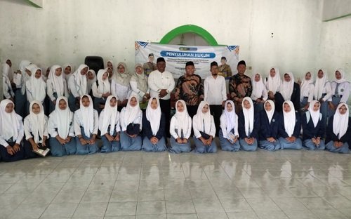 Pentingnya Literasi Hukum Keluarga, LKBH UAI Tuban Ajak Remaja Bedah Dampak Pernikahan Dini