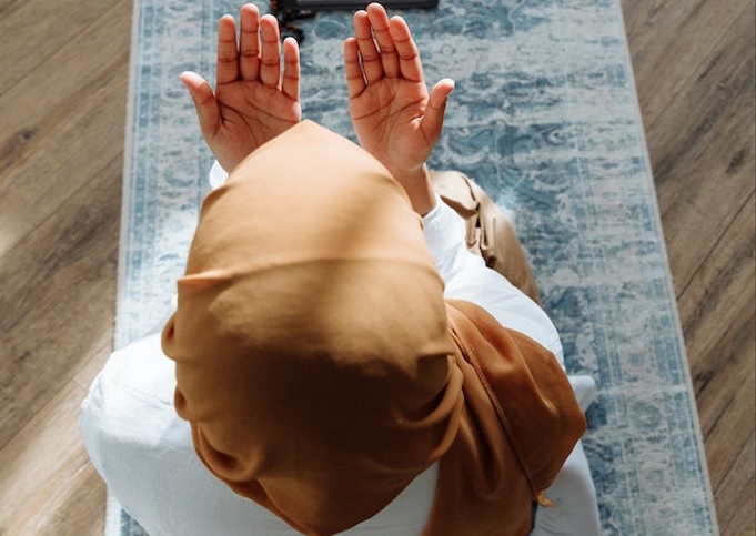 Ketika Sakit Begini Cara Muslim Bersuci dan Melaksanakan Ibadah Shalat