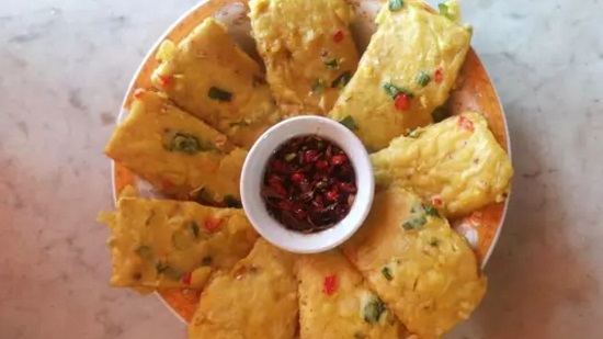Resep Tempe Mendoan dengan Cocolan Sambal Kecap, Pas Banget Disajikan Saat Hujan