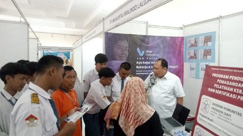 Inovasi Iso Kerjo, Solusi Nyata Abdul Wahid Azar untuk Pengangguran di Bojonegoro-Tuban