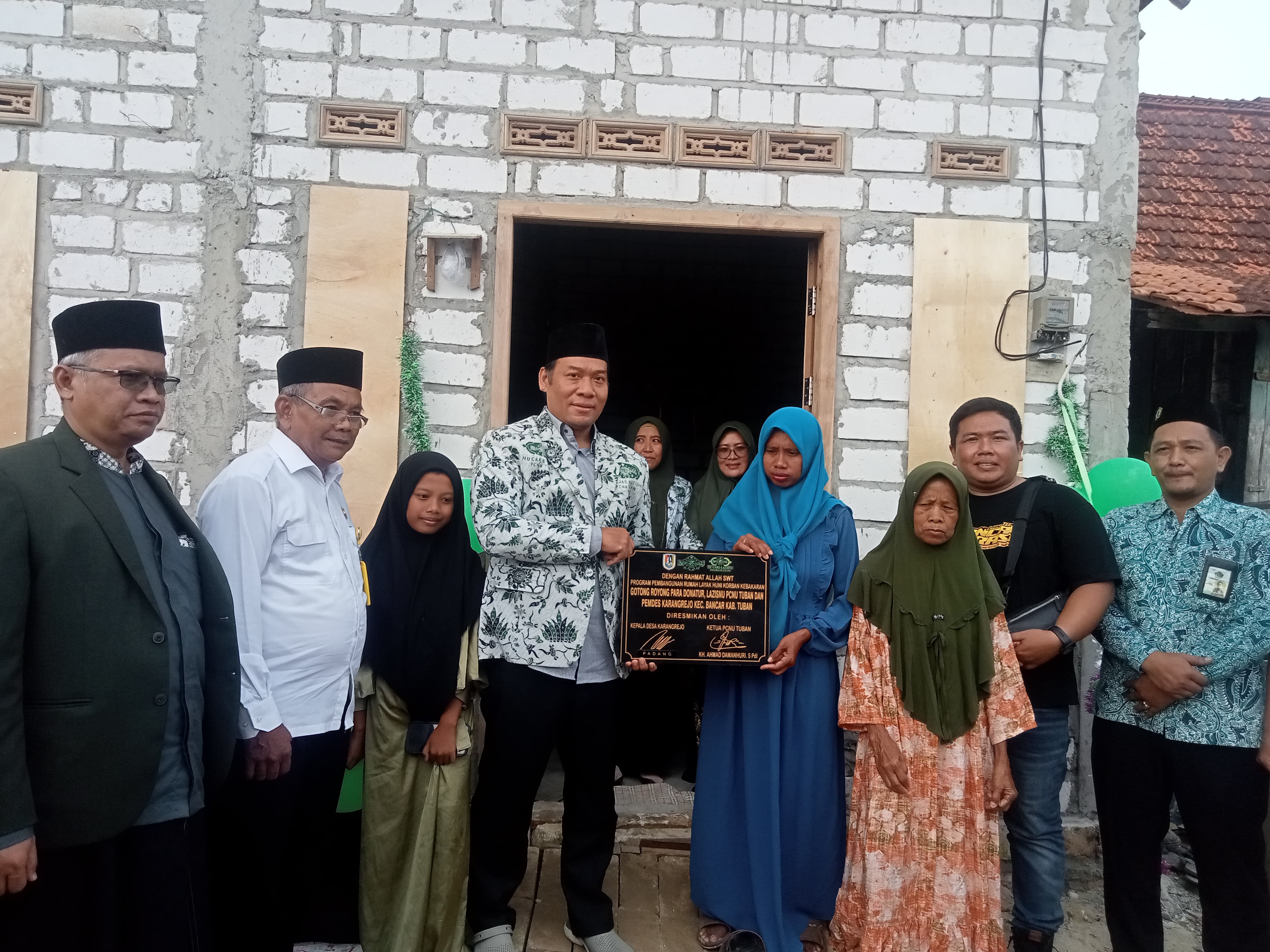 Korban Kebakaran di Bancar Tuban Dapat Hadiah RTLH