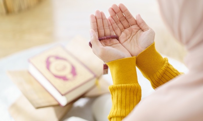 Doa Pembukaan dan Penutup Majelis Serta Adab yang Harus Dijaga