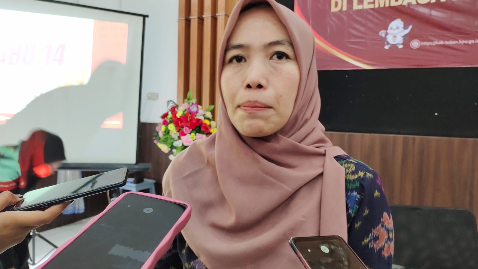 Sembilan Anggota KPPS Tuban yang Acungkan Jari Diperiksa