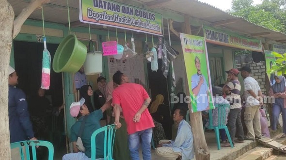 Unik dan Sediakan Undian Berhadiah! TPS di Kabupaten Tuban Adu Kreatif Tarik Perhatian Pemilih