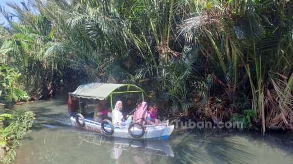 Susur Sungai Dikelilingi Pohon Sagu Jadi Wahana Baru di Wisata Pelang Tuban
