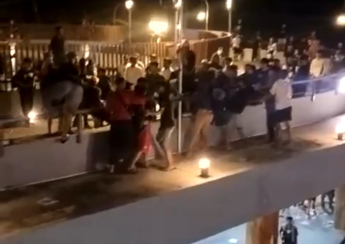 Nobar Indonesia Vs Uzbekistan di Tuban Abhirama Ricuh, Viral di Medsos