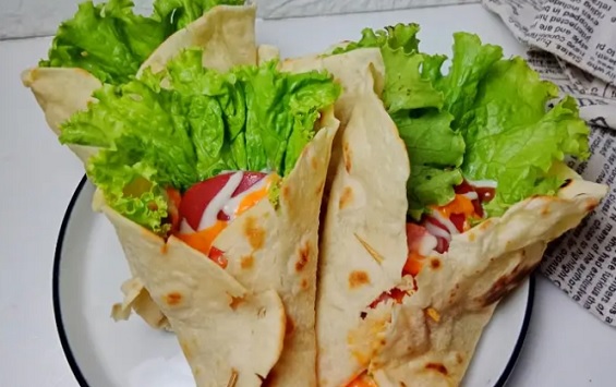 Resep Kebab Homemade Isian Sosis untuk Ide Bekal Anak Sekolah
