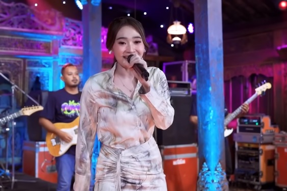 Lirik Lagu Obati Rinduku Versi Difarina Indra Adella
