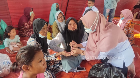 5 Warga Dilarikan ke Puskesmas Usai Terpapar Tangki TBBM Pertamina Jenu Tuban yang Bocor
