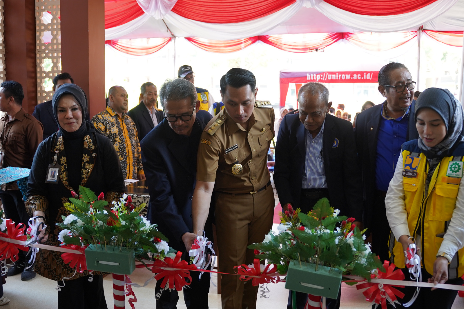 Unirow Tuban Resmi Miliki Rumah Susun Mahasiswa