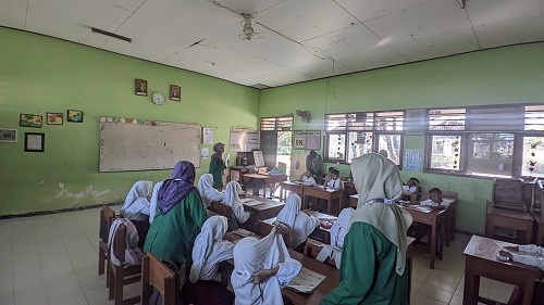 Pendampingan Pembelajaran untuk Meningkatkan Kualitas Pendidikan di Lembaga Desa Temaji
