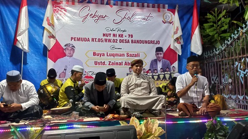 Gebyar Shalawat: Sinergi Warga Bandungrejo Meriahkan Tasyakuran Kemerdekaan