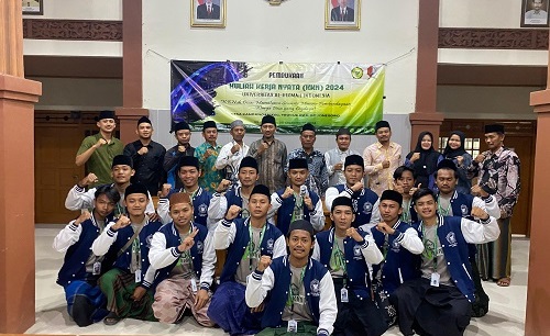Pembukaan Kuliah Kerja Nyata PAR di Desa Kandangan Warga Sangat Antusias
