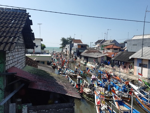 Tim Abmas ITS Edukasi Masyarakat Pesisir Tuban tentang Pengolahan Air Limbah