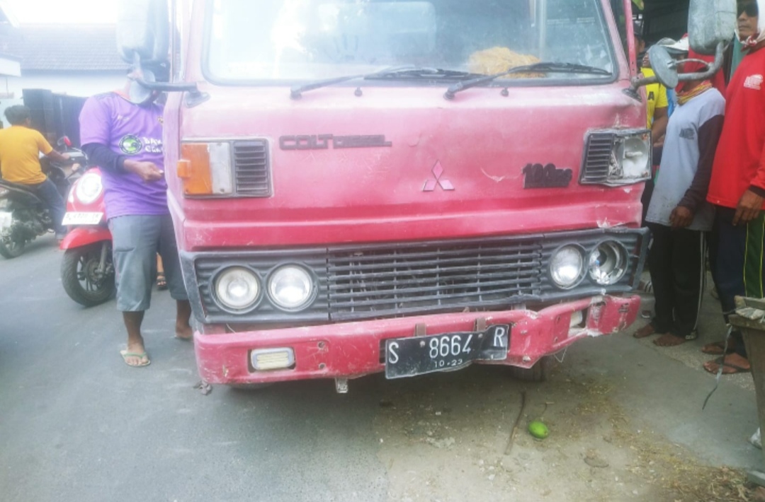 Berangkat Salat Dzuhur, Kakek di Tuban Tewas Tertabrak Truk