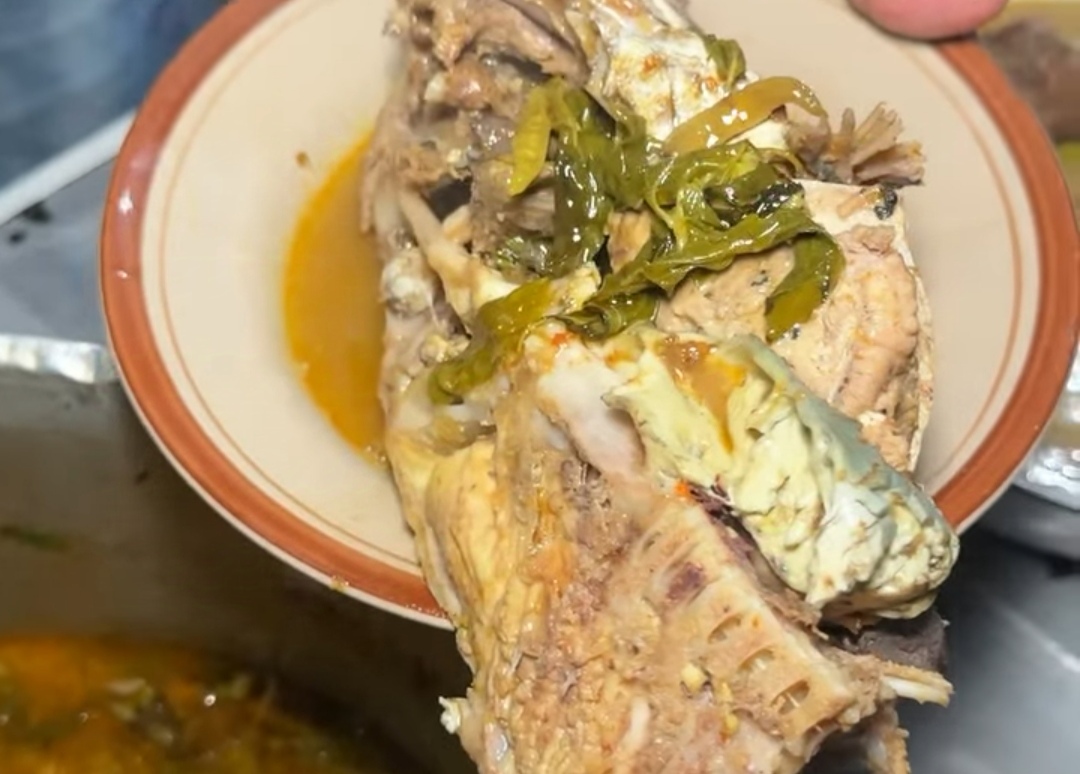 Warung Makan Ndas Manyung MakDah, Surga Kuliner Seafood di Tuban