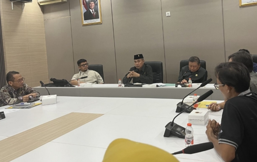 Audiensi dengan DPRD Tuban, PKL dan Pemkab Cari Jalan Tengah Soal Relokasi