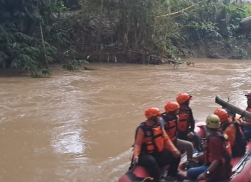 Terseret Arus Sungai Tuban, Bocah 12 Tahun Ditemukan Tewas