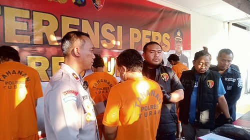Tragis! Pria di Kerek Tuban Hajar Ayah Kandung Pakai Batu Gegara Tak Disapa
