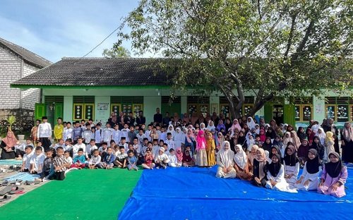 Tanamkan Akhlak dan Prestasi Sejak Dini, KB-RA &...