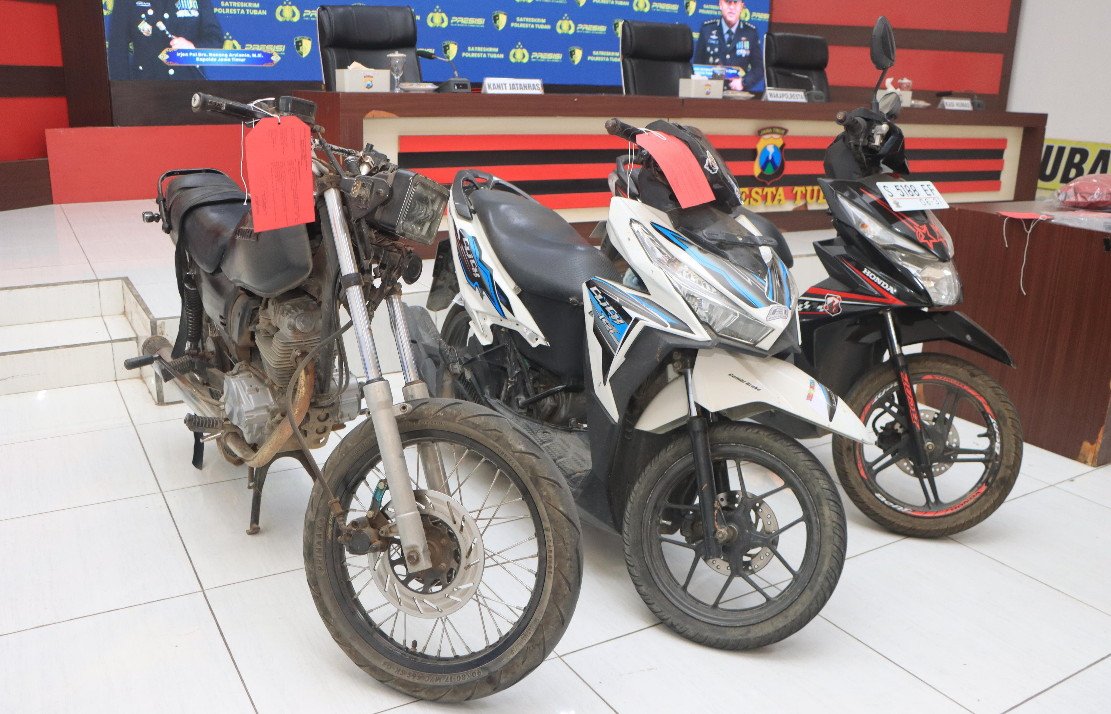 Baru Sejam Ditinggal ke Sawah, Honda GL Max...