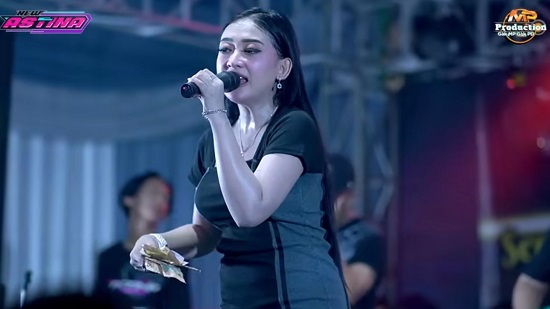 Lirik Lagu Orang yang Salah - Versi Shinta Arsinta Live Bersama New Asinta