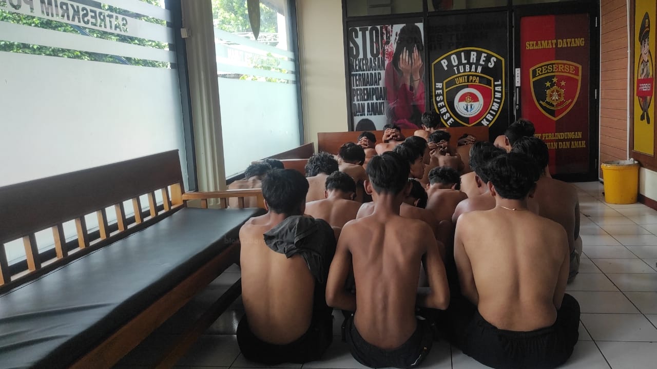 Resahkan Warga Tuban 25 Anggota Terduga Gangster Diamankan Polisi, Satu Masih SD