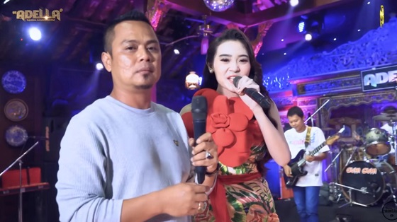 Lirik Lagu Mblebes: Wis Ndang Nyingkrih - Cover Difarina Indra Feat Fendik (OM ADELLA)