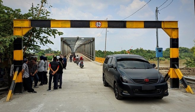 Resmi Dibuka! Kendaraan Besar Antar Tuban-Bojonegoro Dilarang Melintas Jembatan Glendeng 