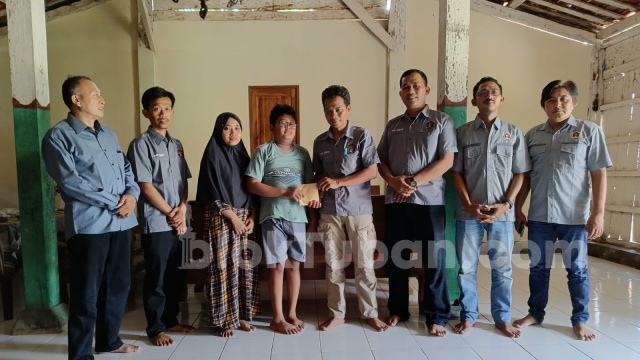 Peringati HPN, Solidaritas PWI Tuban Santuni Yatim Keluarga Wartawan