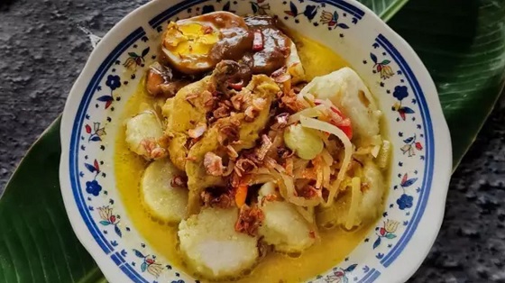 Resep Lontong Cah Gomeh Imlek Lengkap dengan Aneka Sayur