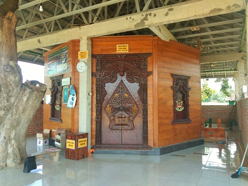 Gus Dur Membuka Tabir Rahasia, Makam Sunan Kalijaga Terdapat di Tuban!