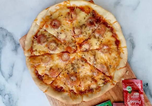 Resep Pizza Oven Tangkring Dijamin Empuk dan Mudah