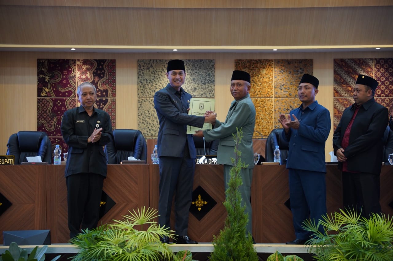 Evaluasi Kinerja Pemerintahan, LKPJ Bupati Tuban TA 2023 Disampaikan di DPRD