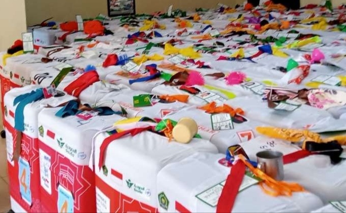 Pecut Sapi hingga Boneka, Penanda Unik Koper Haji CJH Tuban