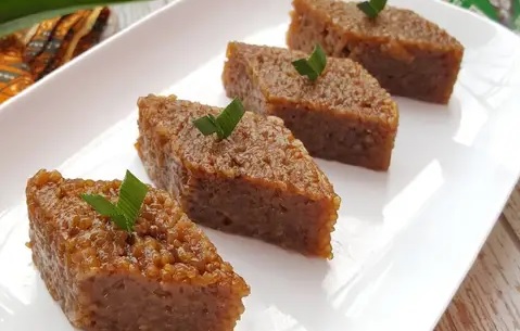 Resep Kue Tradisional Khas Hajatan: Wajik Ketan Gula Aren