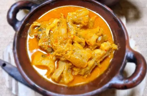 Resep Gulai Kikil Sapi Medok Melimpah Bumbu