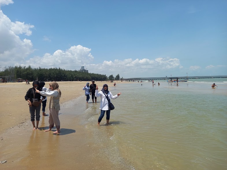 Kabupaten Tuban Diperkirakan Cerah Sepanjang Hari Minggu