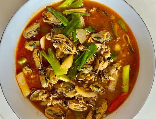 Resep Membuat Olahan Seafood Kerang Dara Saus Padang