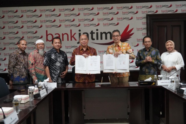 Optimalkan Transaksi, Bank Jatim dan Muhammadiyah Jatim Teken MoU