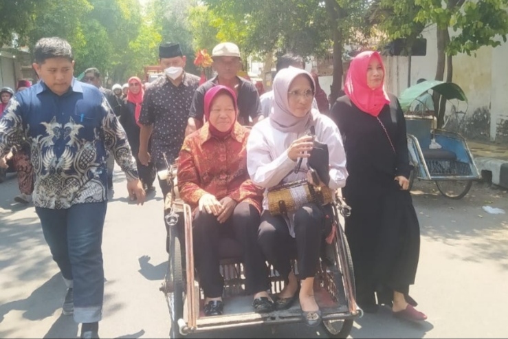 Kunjungi Tuban, Tri Rismaharini Soroti Infrastruktur Pantura yang Tak Berubah