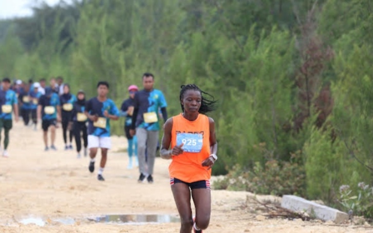 Pelari Kenya hingga Nigeria Ramaikan Tuban Beach Run 2024