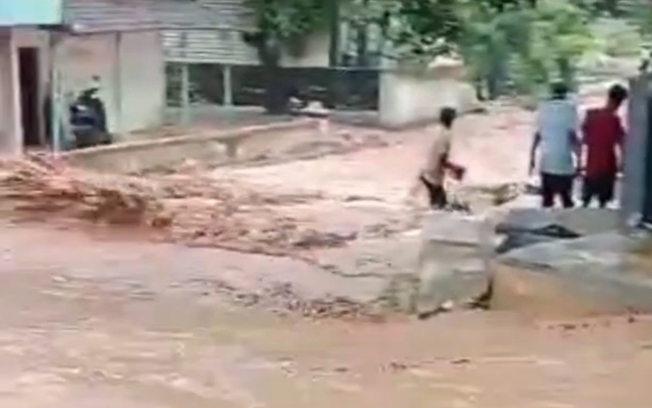 Banjir Bandang Terjang Empat Desa di Kecamatan Kerek Tuban
